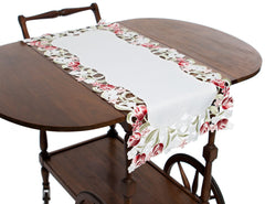 . Lush Rosette Table Runner