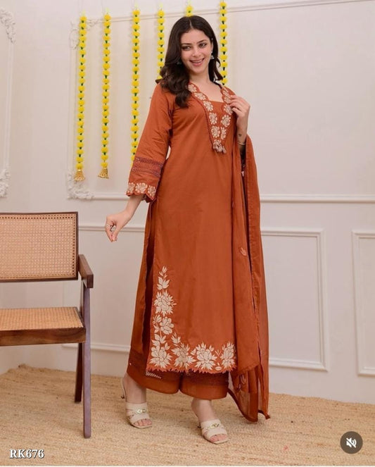 New straight  kurta 3 pcs set with new style in machin print