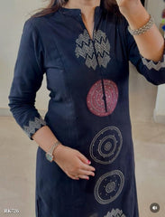 beautiful aari work on dupatta with matching tassels