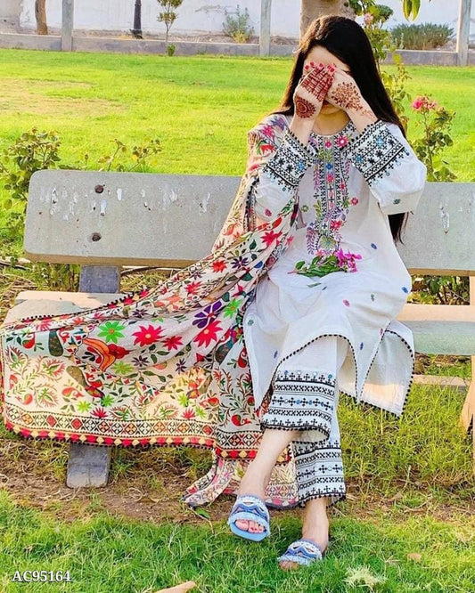 kurti,pant, dupatta