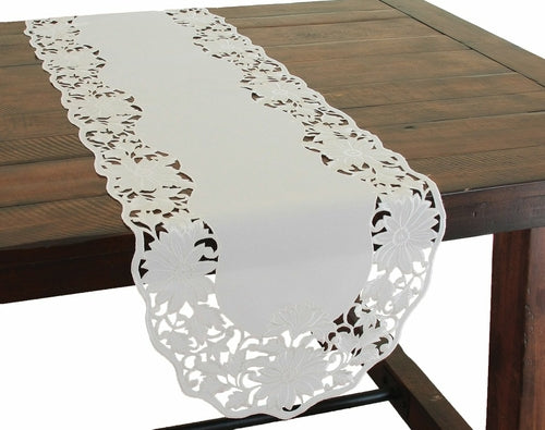 Daisy Garden Table Runner
