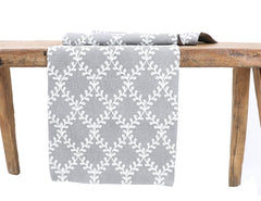 Leaf Diamond Table Runner
