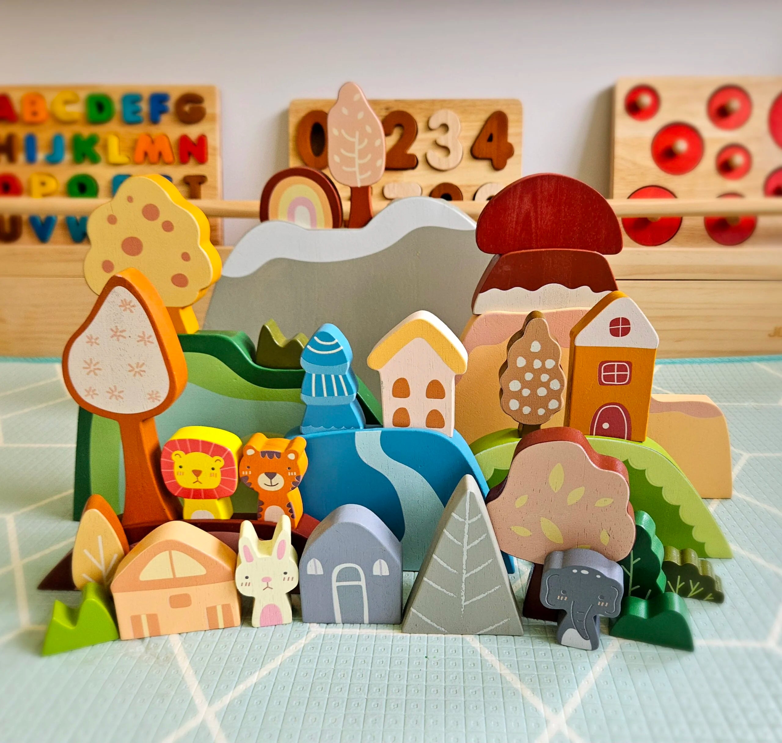 QToys Australia (USA) Nature Wonder Play Set
